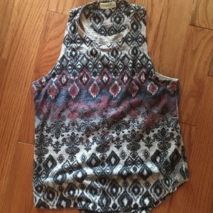 Sleeveless top!